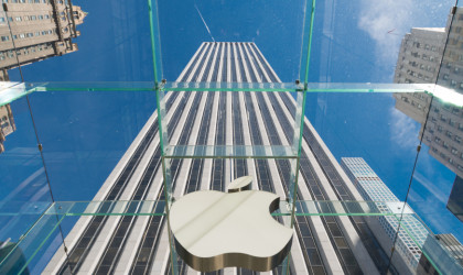 Προς τα 2 τρισεκατομμύρια(!) οδεύει η αξία της Apple