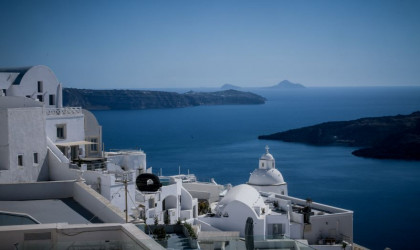 Επιστήμη: Ο πρώτος υποθαλάσσιος γεωμορφολογικός χάρτης της Σαντορίνης