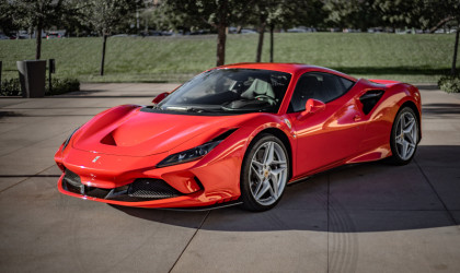 Βίντεο: Είναι η F8 Tributo η καλύτερη... νέα Ferrari; -Με 720 ίππους