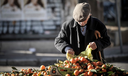 Βρούτσης για αναδρομικά: Η κυβέρνηση σέβεται τις δικαστικές αποφάσεις 