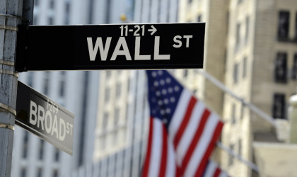 Μεικτό πρόσημο στο κλείσιμο της Wall Street