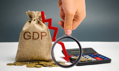 ΚΕΠΕ: Πρόβλεψη για ύφεση 10,4% το α' τρίμηνο