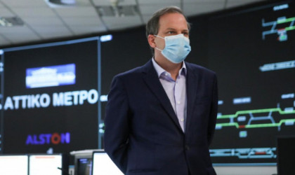 Καραμανλής: «Πέφτουν» οι υπογραφές για τον Ε65