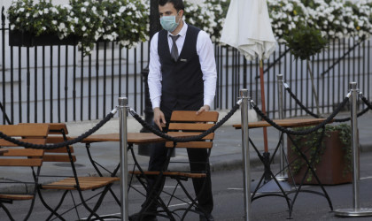 Βρετανία: Σκέψεις για lockdown ακόμα και στο Λονδίνο