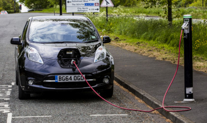 Ηλεκτρικά αυτοκίνητα: Σώζουν το περιβάλλον και την τσέπη