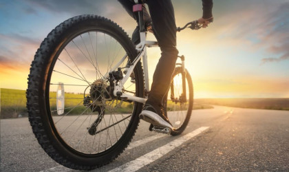 ΥΠΕΝ: Εθνική στρατηγική δεκαετίας για αύξηση της χρήσης ποδηλάτου