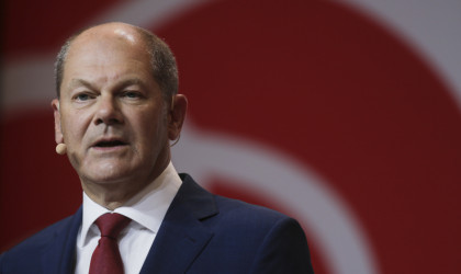 Σολτς: «Δεν υπάρχει λόγος ανησυχίας για την Deutsche Bank»