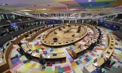 Συναγερμός στο Eurogroup για το δεύτερο κύμα κορωνοϊού