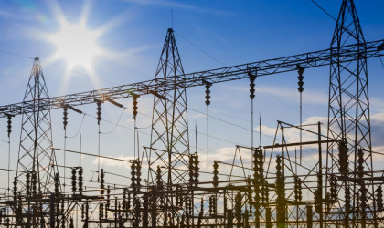 Σε χαμηλό δύο ετών οι τιμές ηλεκτρικής ενέργειας στην Ευρώπη