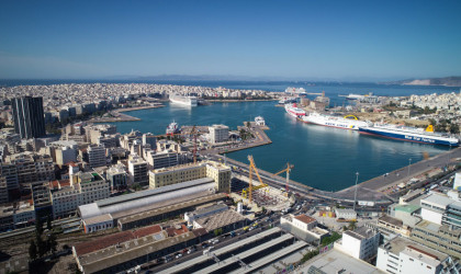 Μεταμόρφωση του σταθμού ΗΣΑΠ στον Πειραιά σε συγκοινωνιακό κόμβο