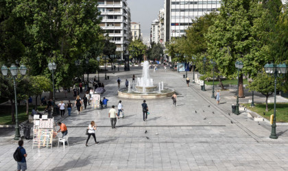 Πυρετός συσκέψεων για νέα μέτρα στήριξης