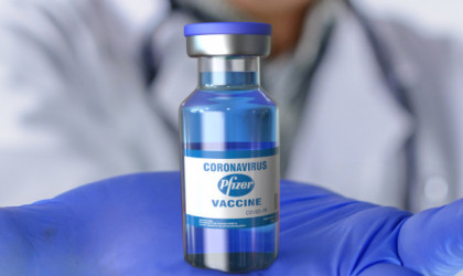 Εμβόλιο Pfizer: Τι δείχνει έρευνα για άτομα με αλλεργίες