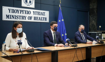 Σχολεία: Ανοίγουν τα λύκεια με υποχρεωτικά self tests