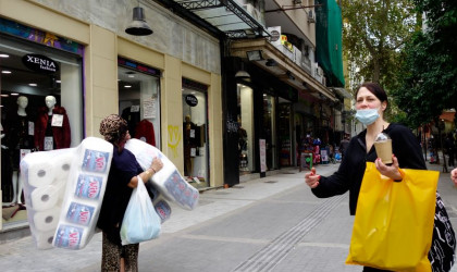 Εντατικοί έλεγχοι για τα μέτρα - 1.673 πρόστιμα για μη χρήση μάσκας