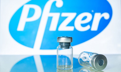 Παραμένει ο κίνδυνος μόλυνσης από παραλλαγμένα στελέχη, μετά την α' δόση του εμβολίου της Pfizer