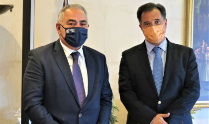 Συνάντηση Χατζηθεοδοσίου - Γεωργιάδη για το «click in shop»