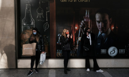 Πώς θα ανοίξει τη Δευτέρα το λιανεμπόριο -Εκτκατο επίδομα για τις κλειστές επιχειρήσεις