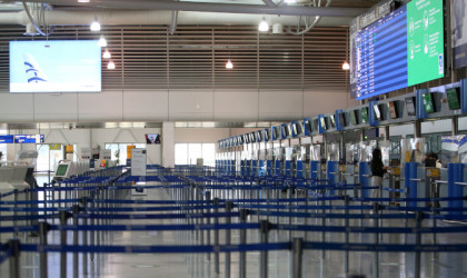  Συνεχίζεται η πτωτική πορεία της επιβατικής κίνησης στις αερομεταφορές - Μείωση κατά 84,5% τον Φεβρουάριο 2021