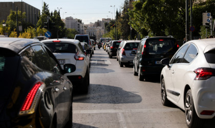 Περιφέρεια Αττικής: Ψηφιακά η αντικατάσταση διπλώματος οδήγησης