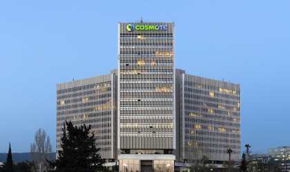 COSMOTE: Διευκολύνσεις για τις περιοχές που επλήγησαν από τον σεισμό