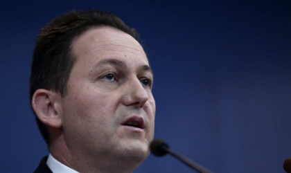 Πέτσας: Αδύνατο το άνοιγμα του λιανεμπορίου στις 29/3