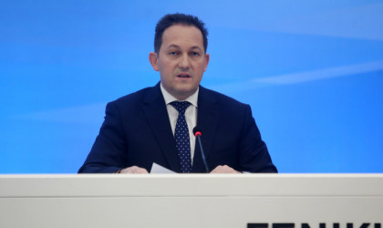 Πέτσας: Πρόθεση της κυβέρνησης να ανοίξει το λιανεμπόριο