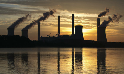 ΗΠΑ: Ανοιχτό το ενδεχόμενο επιβολής φόρου για τον άνθρακα