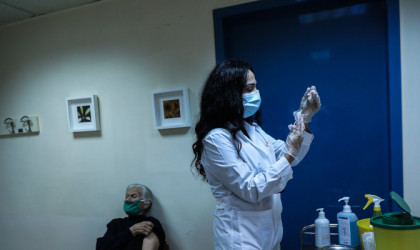 Ανοίγει η πλατφόρμα των ραντεβού για τον εμβολιασμό ατόμων με υποκείμενα νοσήματα 