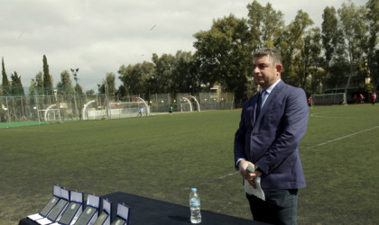 Πυροβόλησαν και σκότωσαν τον δημοσιογράφο Γιώργο Καραϊβάζ