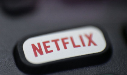 Ρίχνει τις τιμές σε περισσότερες από 30 χώρες το Netflix