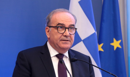 Παπαθανάσης: Αλλάζει η εικόνα με το άνοιγμα της εστίασης – Τι είπε για τη στήριξη των επιχειρήσεων