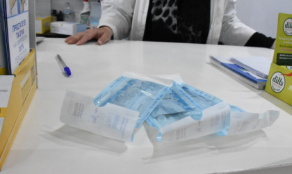 Από σήμερα, τα self tests για τους εργαζόμενους ιδιωτικού και δημόσιου τομέα