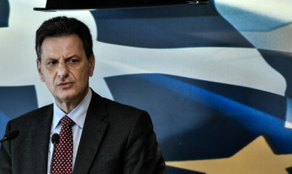 Σκυλακάκης: Όσο υπάρχουν μέτρα περιορισμού θα στηρίζονται οι επιχειρήσεις