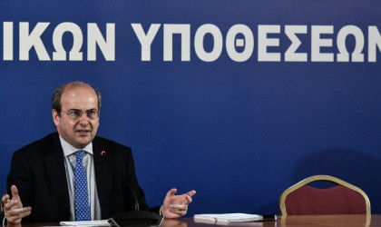 Χατζηδάκης: Η αγορά εργασίας κινείται θετικά - Θετικό το ισοζύγιο της απασχόλησης τον Σεπτέμβριο και το εννεάμηνο του 2022