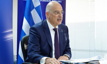 Το Ισραήλ και τα εδάφη της Παλαιστίνης επισκέπτεται ο Δένδιας