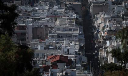 «Βόμβα» από την Κομισιόν -Βάζει τις βραχυχρόνιες μισθώσεις στον αστερισμό του ΦΠΑ