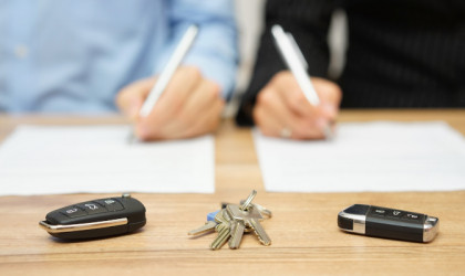 Μέσα στον Ιούλιο το συναινετικό διαζύγιο μέσω mail