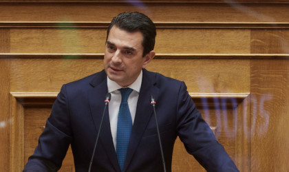 Σκρέκας: Περιορίστε την άσκοπη κατανάλωση ρεύματος -Το σύστημα θα πιεστεί