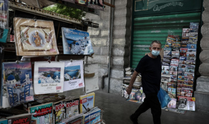 ΠΟΥ: Ο «παγκόσμιος κίνδυνος» εξαιτίας της παραλλαγής Όμικρον παραμένει πολύ υψηλός 