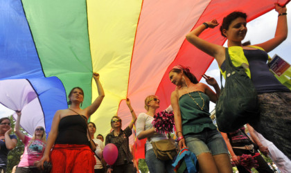 Η Ουγγαρία υιοθετεί ακραίο νόμο κατά της «προώθησης» της ομοφυλοφιλίας