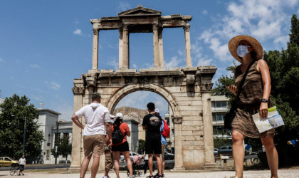 Ανοίγει η πλατφόρμα υποβολής αιτήσεων για τις Σχολές Ξεναγών σε Αθήνα, Θεσσαλονίκη και Ρόδο
