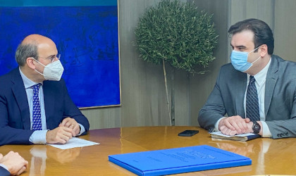 Τα υπουργεία Εργασίας και Ψηφιακής διακυβέρνησης ενώνουν τις δυνάμεις τους για την ψηφιακή κάρτα εργασίας