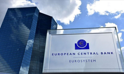 Φρένο στα επιτόκια μετά τη σημερινή αύξηση φαίνεται να βάζει η ΕΚΤ