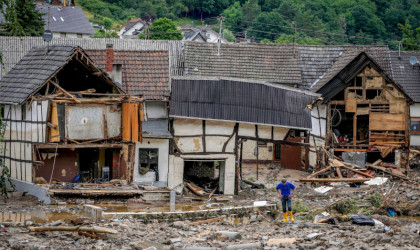 Πλημμύρες-όλεθρος στη Γερμανία: Τουλάχιστον 133 οι νεκροί - Η Μέρκελ θα επισκεφτεί τις πληγείσες περιοχές