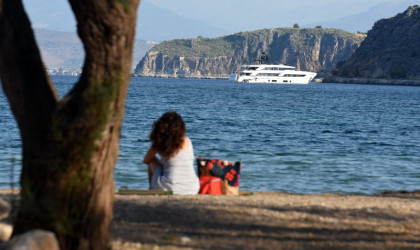 Τζανάκης: Τα τρία σενάρια για το 4ο κύμα