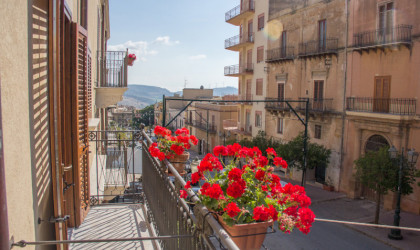 Σικελία: Χωριό ετοιμάζεται να δημοπρατήσει σπίτια με μόλις 2 ευρώ