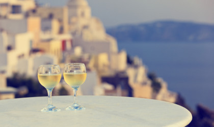 TUI: Παρατείνει μέχρι τον Νοέμβριο την τουριστική σεζόν σε Ελλάδα και Τουρκία