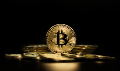 Σε υψηλό δύο εβδομάδων το Bitcoin μετά τη συμφωνία για το χρέος των ΗΠΑ