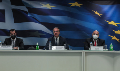 Σταϊκούρας - Πλεύρης: Πώς θα αξιοποιηθούν οι δωρεές που συγκεντρώθηκαν για την αντιμετώπιση της πανδημίας