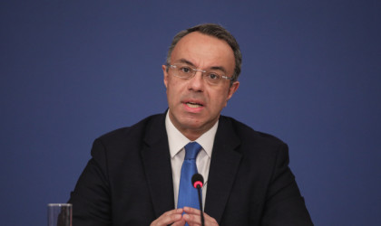 Σταϊκούρας: «Βοηθάμε τους πολίτες με όσα αντέχει ο κρατικός προϋπολογισμός»